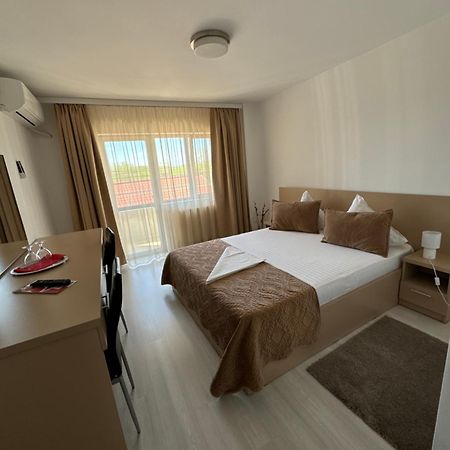 Fast Airport Accomodation 오토페니 외부 사진